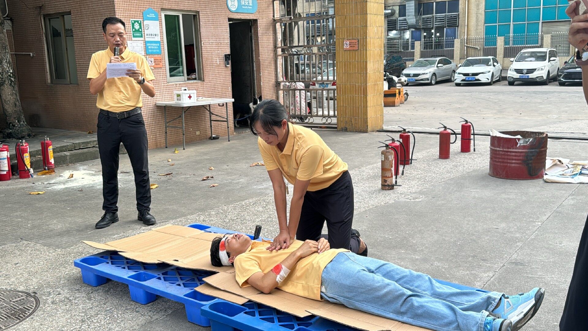 伤员急救.jpg